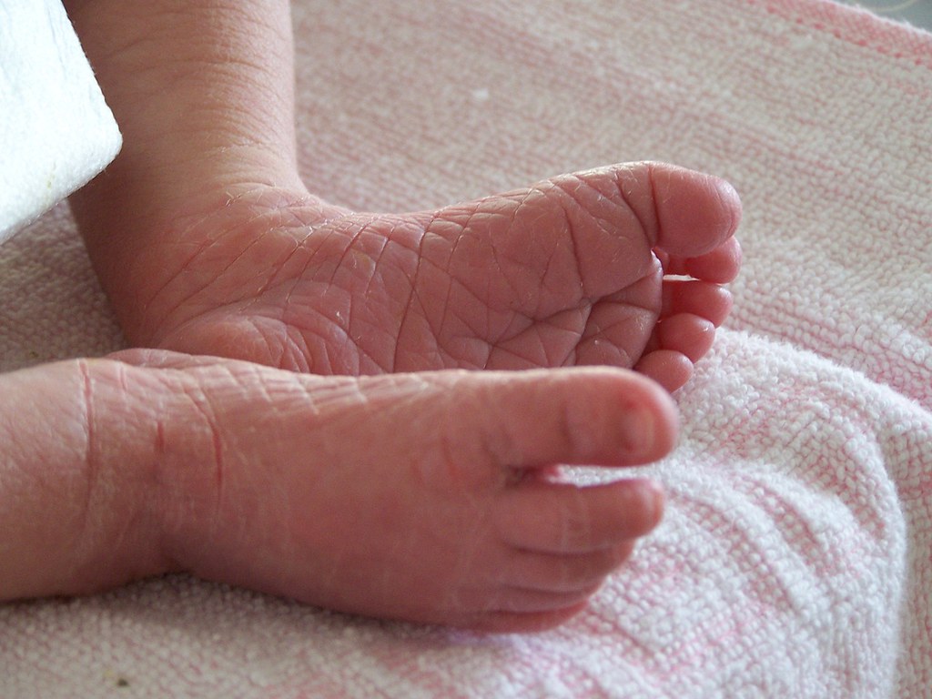 Treating Common Skin Problems Without Overreacting